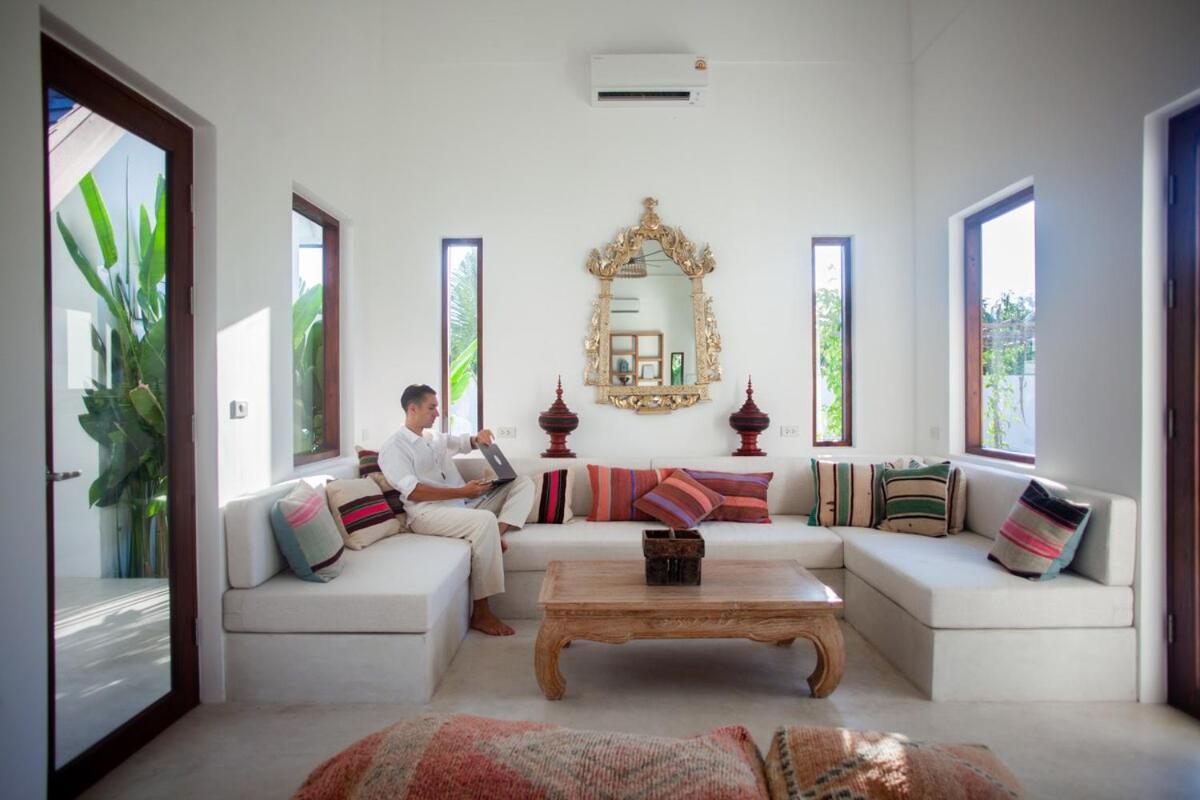 Aditi - Amazing Beachfront