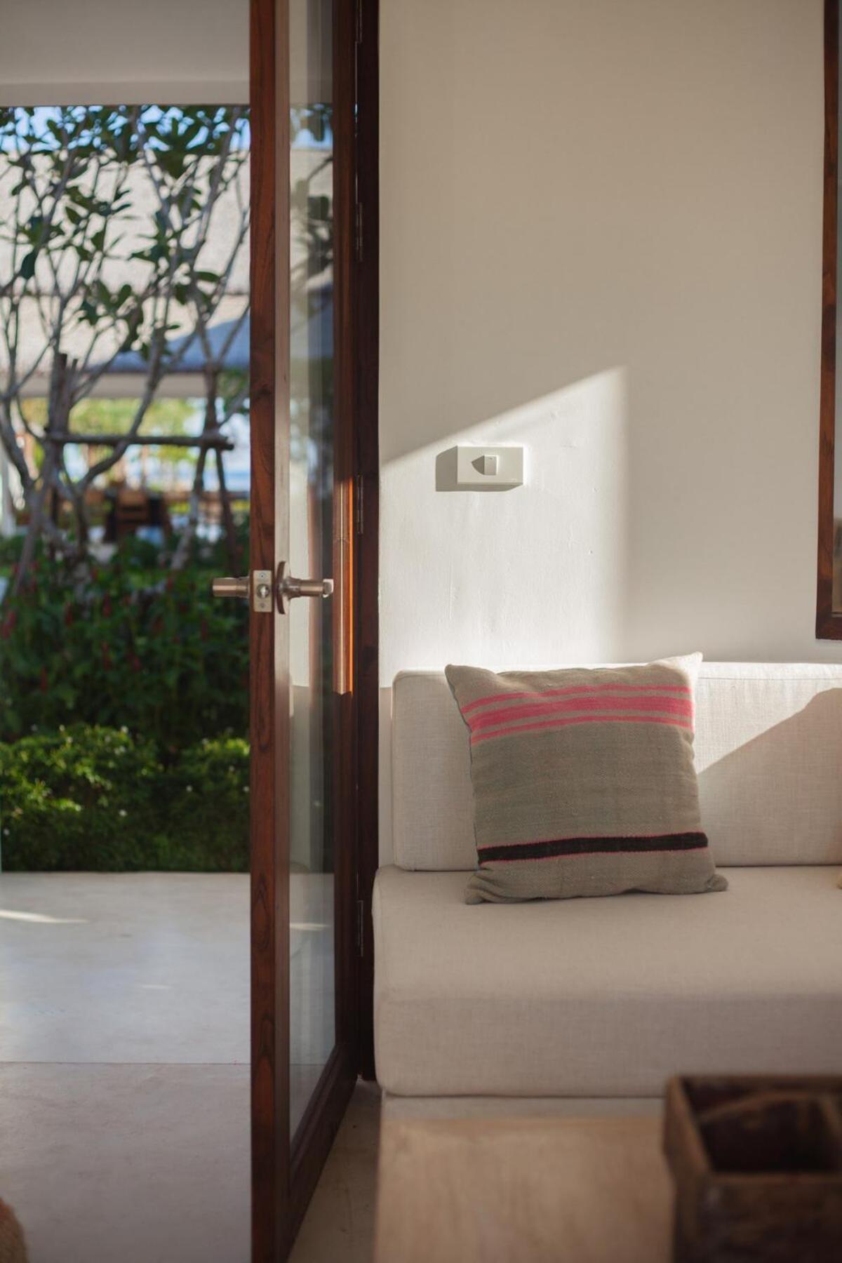 Villa Aditi - Amazing Beachfront *