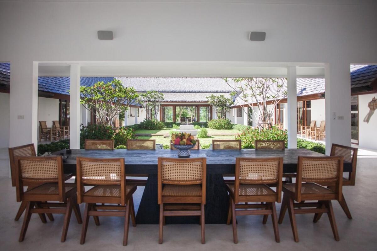 Villa Aditi - Amazing Beachfront