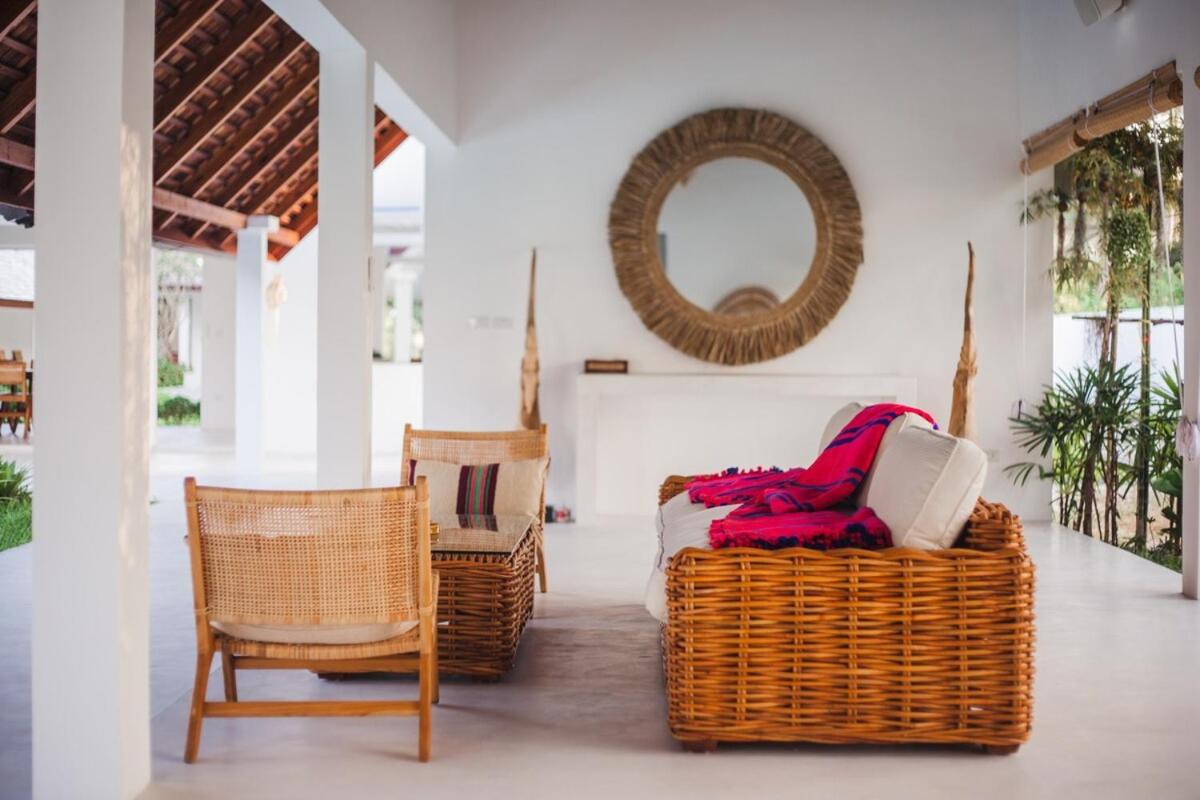 Aditi - Amazing Beachfront *