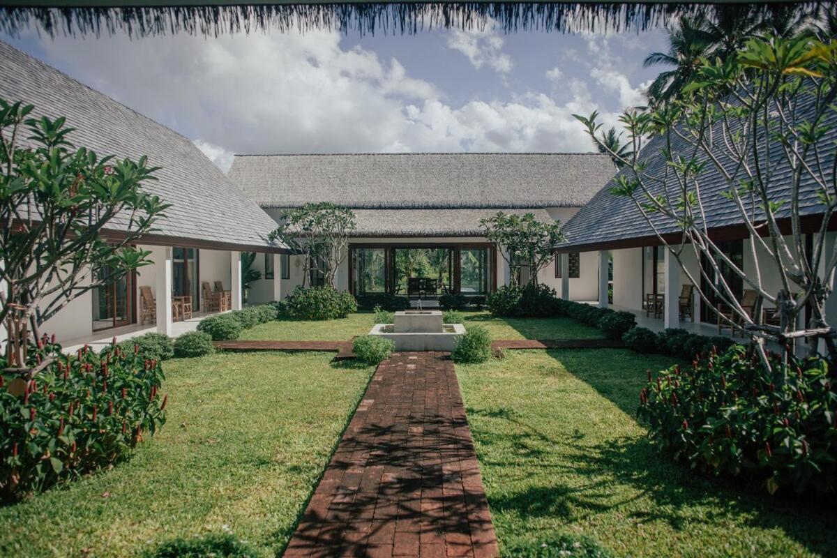 Villa Aditi - Amazing Beachfront