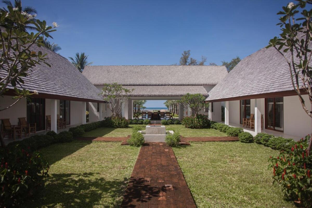 Aditi - Amazing Beachfront