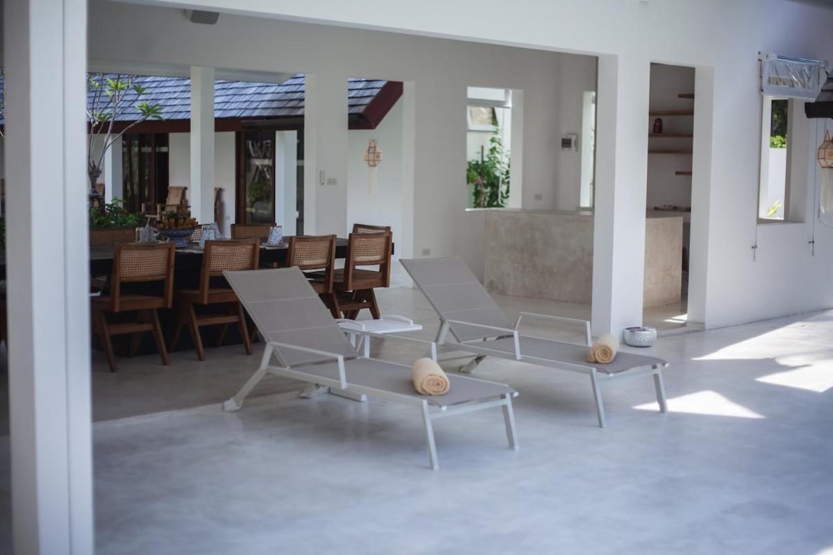 Aditi - Amazing Beachfront