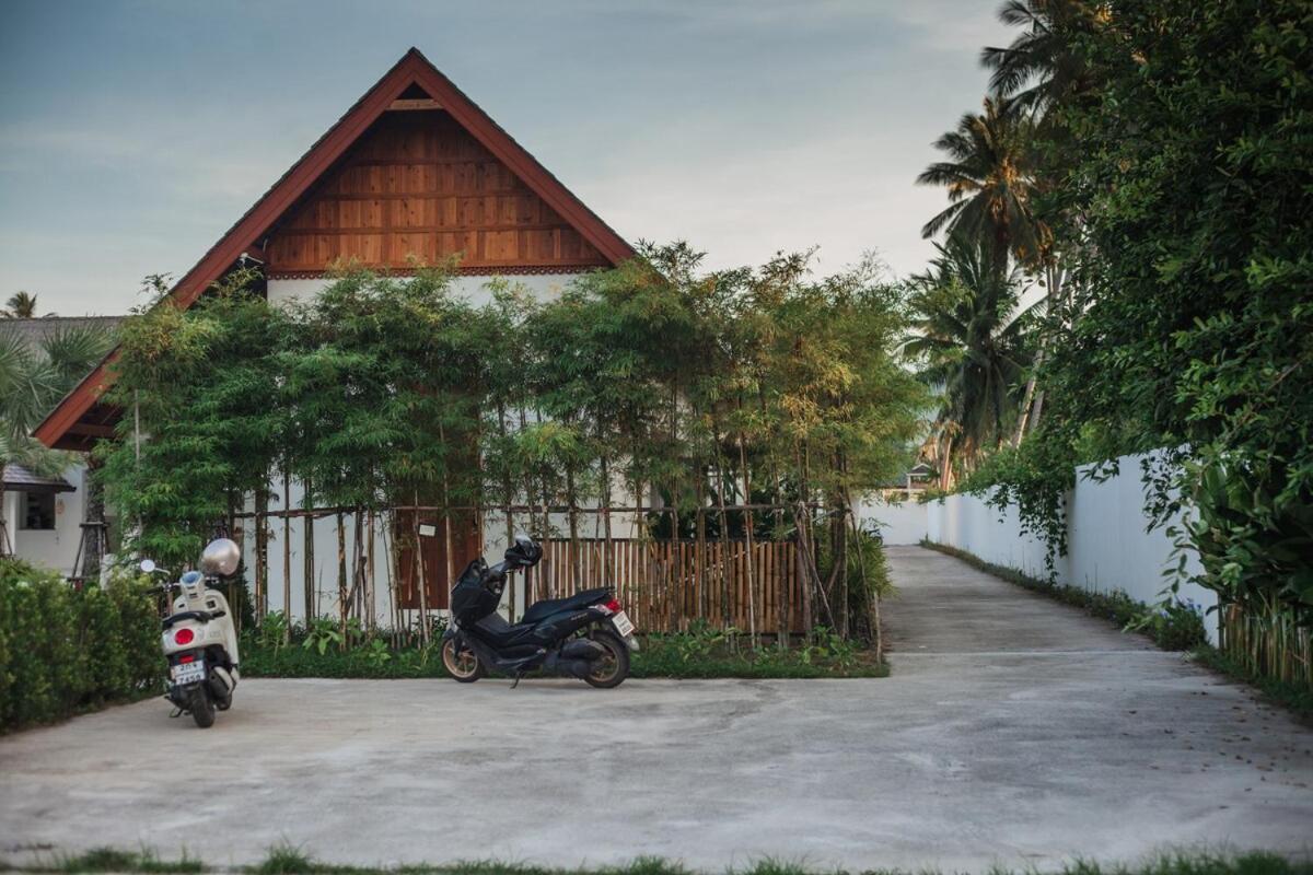 Aditi - Amazing Beachfront